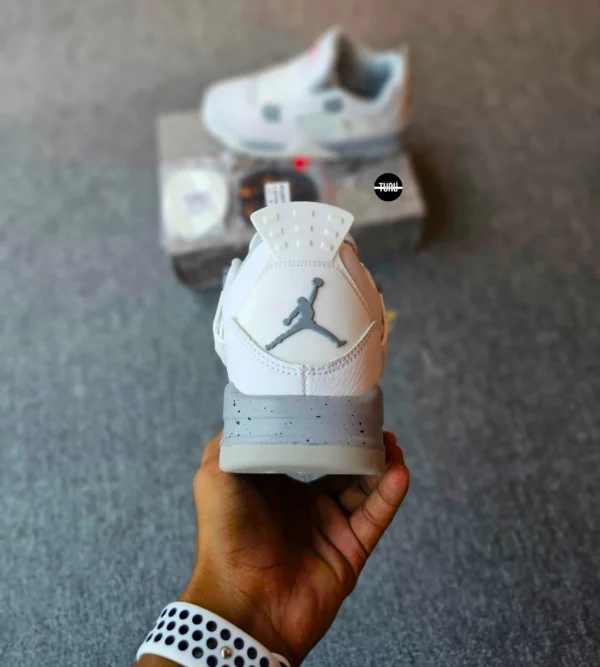 Air Jordan 4 Retro GS White Oreo - Image 4