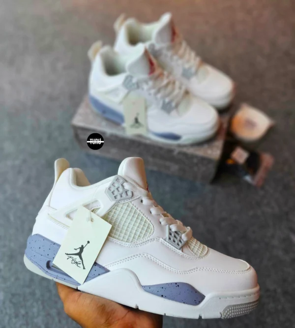 Air Jordan 4 Retro 'White Oreo'